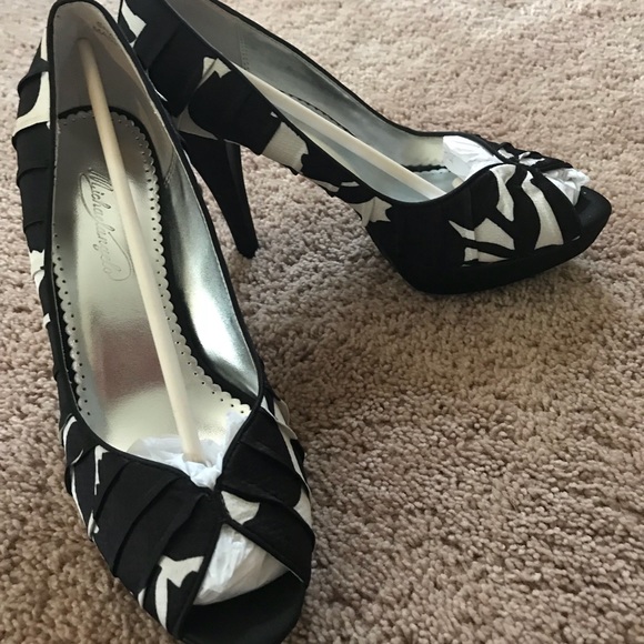 Shoes - Beautiful dress shoes